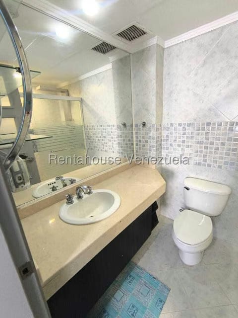 Apartamento (1 Nivel) en Venta en Puerto Encantado, Miranda - 17