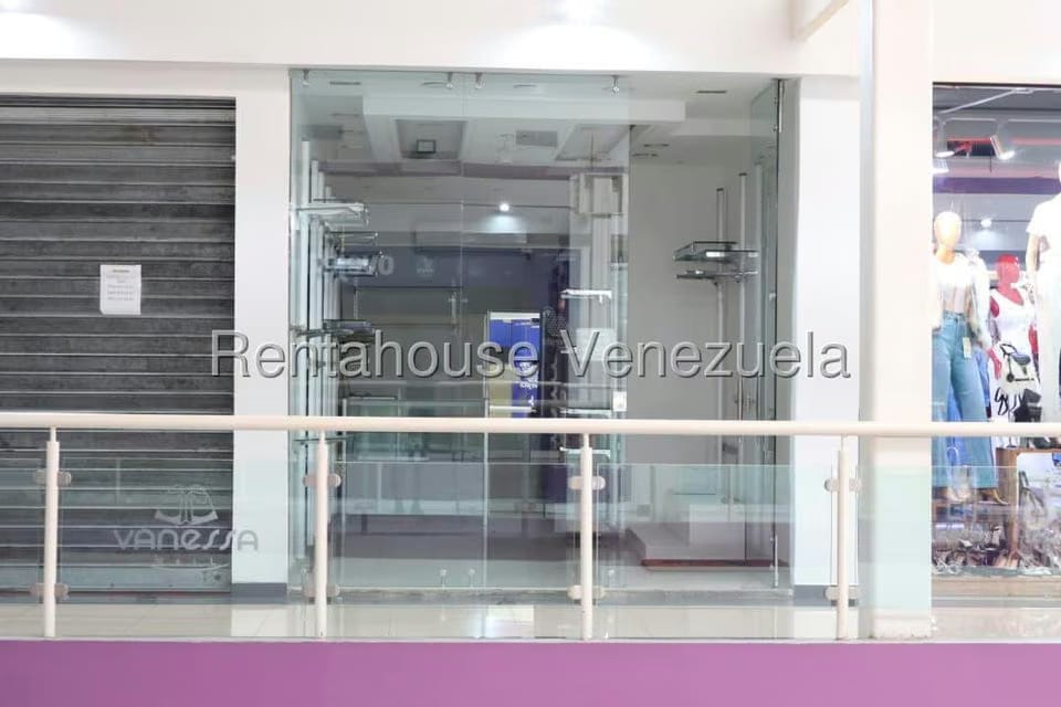 Comercial (Local Comercial) en Venta en Centro de Charallave, Miranda - 2