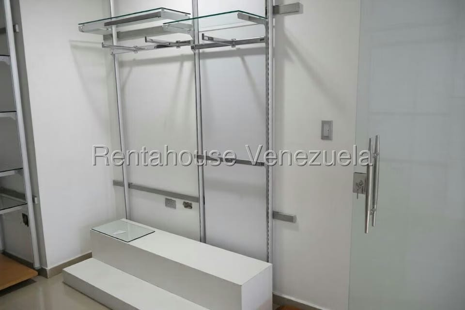 Comercial (Local Comercial) en Venta en Centro de Charallave, Miranda - 6