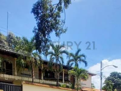 Casa En Venta En La Urbanización La Coromoto Maracay