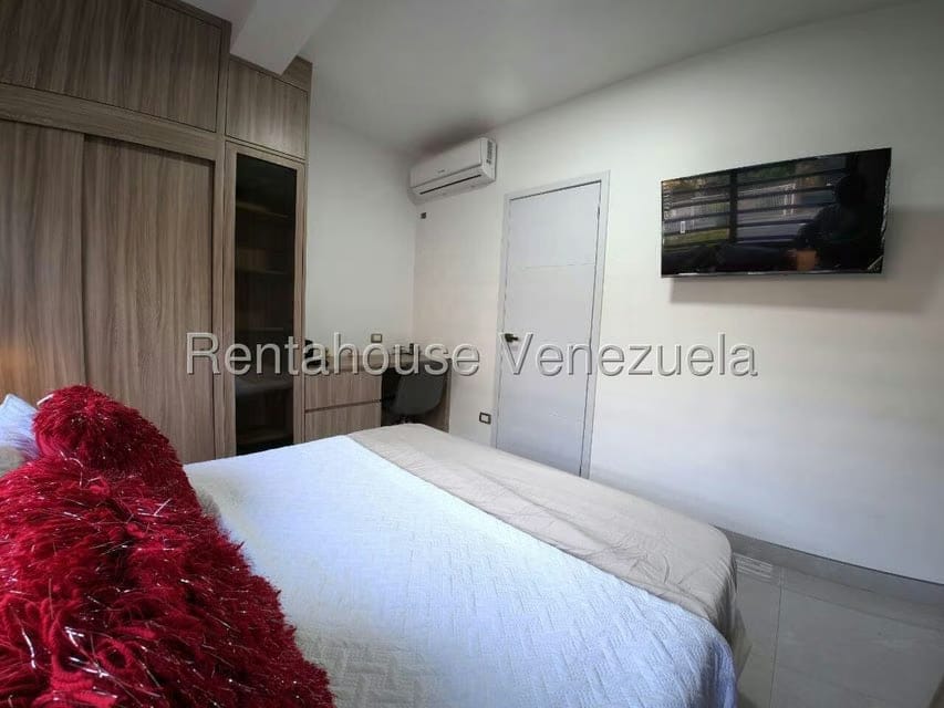 Apartamento (1 Nivel) en Alquiler en Altamira, Distrito Metropolitano - 11