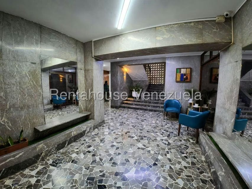 Apartamento (1 Nivel) en Alquiler en Altamira, Distrito Metropolitano - 22