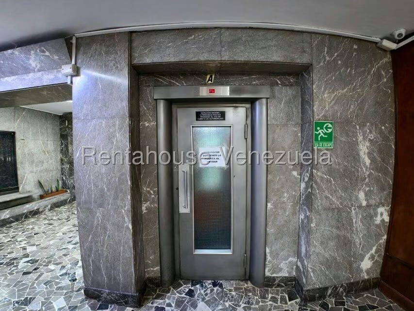 Apartamento (1 Nivel) en Alquiler en Altamira, Distrito Metropolitano - 23