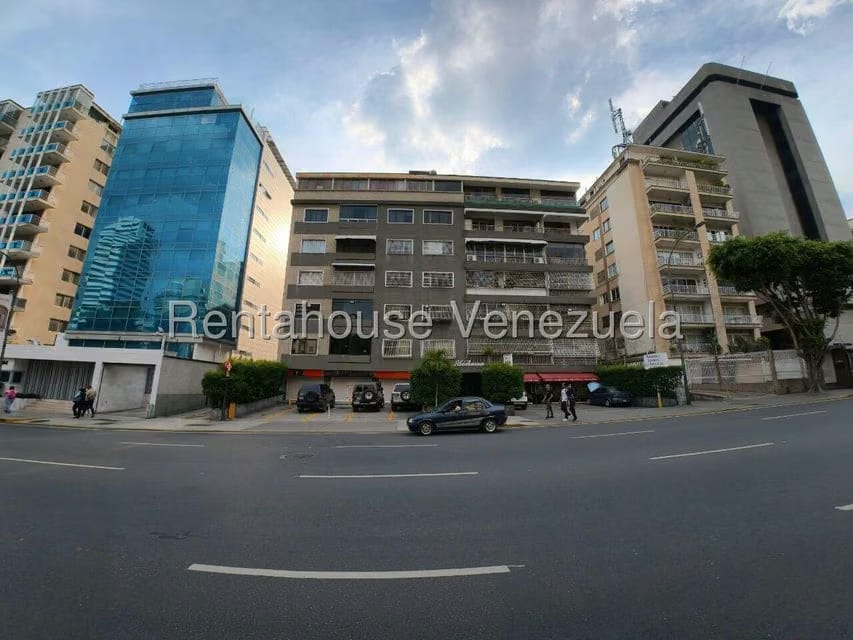 Apartamento (1 Nivel) en Alquiler en Altamira, Distrito Metropolitano - 25