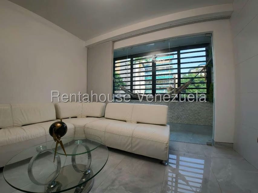 Apartamento (1 Nivel) en Alquiler en Altamira, Distrito Metropolitano - 5
