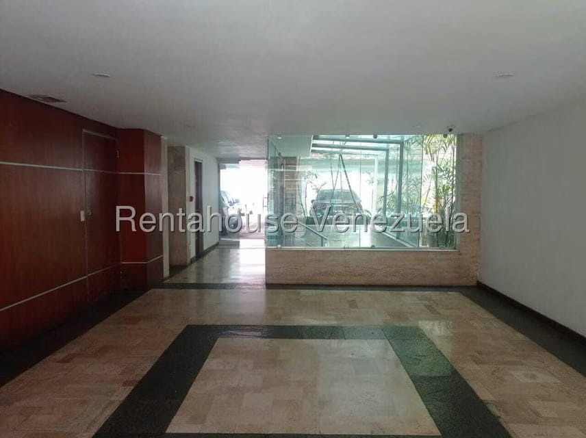Apartamento (1 Nivel) en Alquiler en Los Naranjos de Las Mercedes, Distrito Metropolitano - 4