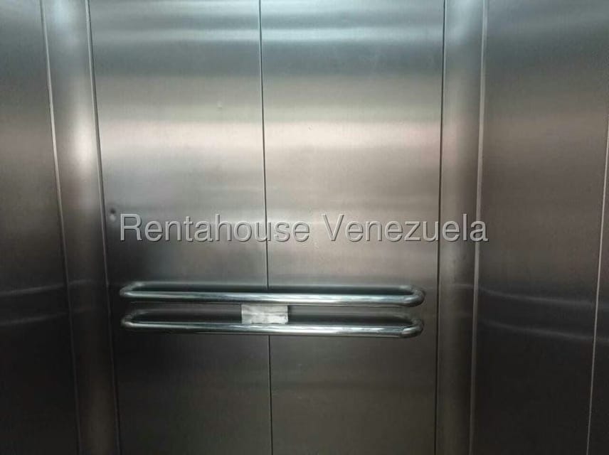 Apartamento (1 Nivel) en Alquiler en Los Naranjos de Las Mercedes, Distrito Metropolitano - 5
