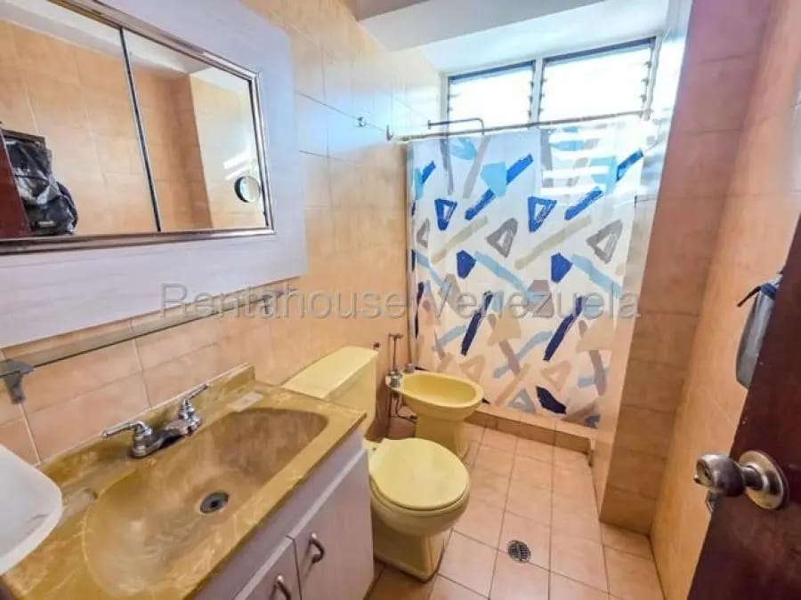 Apartamento en Alquiler en el cafetal Caracas - 5