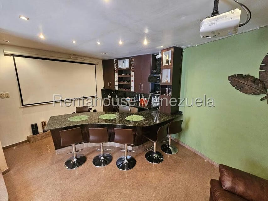 Casa (Duplex) en Venta en La Lagunita Country Club, Distrito Metropolitano - 31