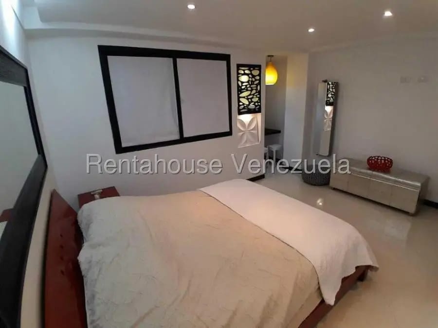 Apartamento en Alquiler en El Paraíso - 3