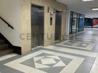 LOCAL EN ALQUILER EN EL CENTRO COMERCIAL CONCRESA - 5