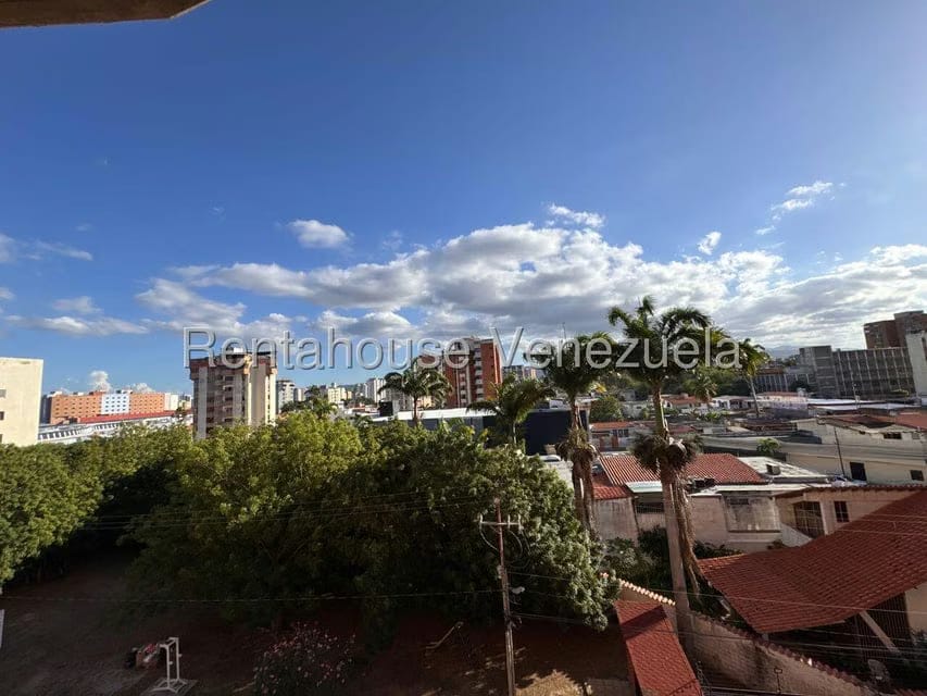 Apartamento (1 Nivel) en Alquiler en Del Este, Lara - 27