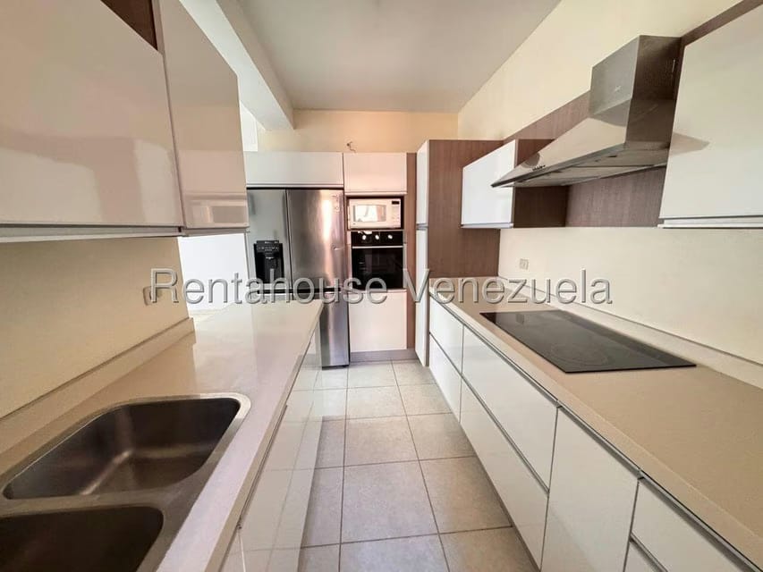 Apartamento (1 Nivel) en Alquiler en Del Este, Lara - 10