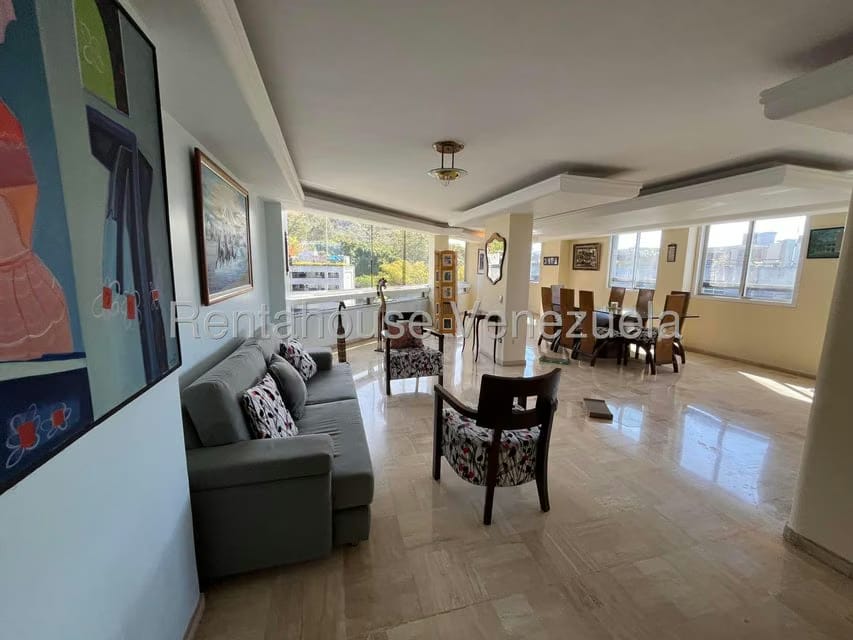 Apartamento (Penthouse) en Alquiler en Los Chorros, Distrito Metropolitano - 11