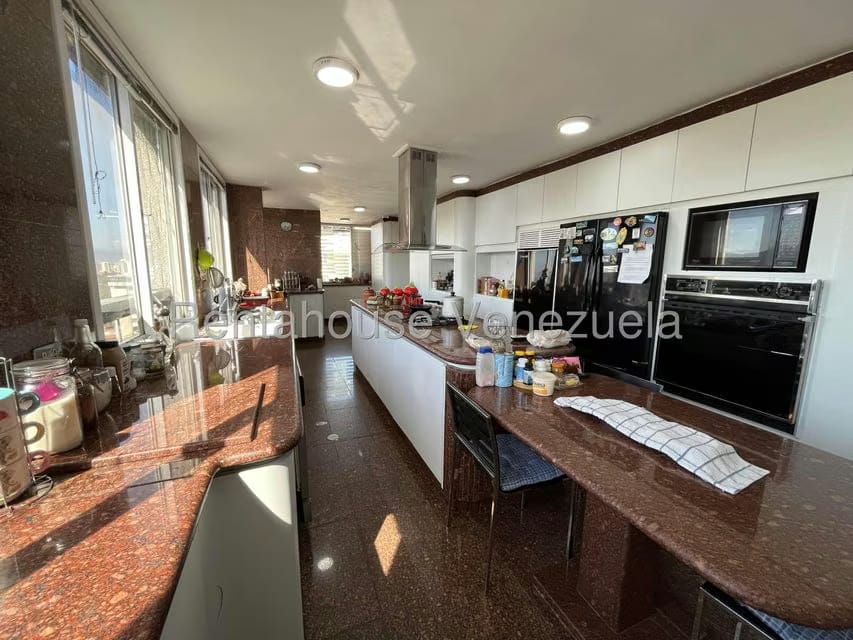 Apartamento (Penthouse) en Alquiler en Los Chorros, Distrito Metropolitano - 17