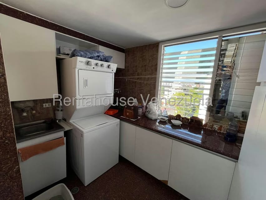 Apartamento (Penthouse) en Alquiler en Los Chorros, Distrito Metropolitano - 19