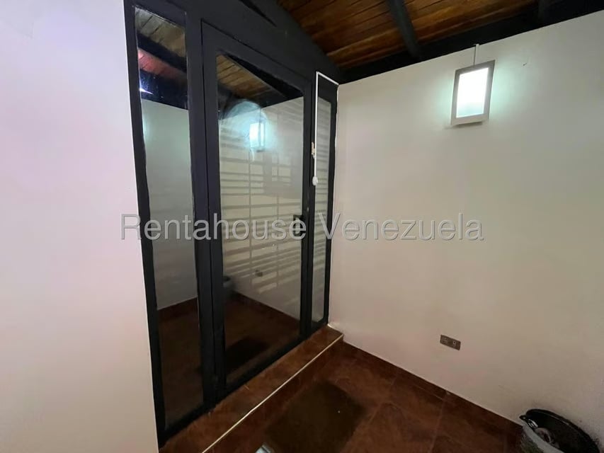 Apartamento (Penthouse) en Alquiler en Los Chorros, Distrito Metropolitano - 33