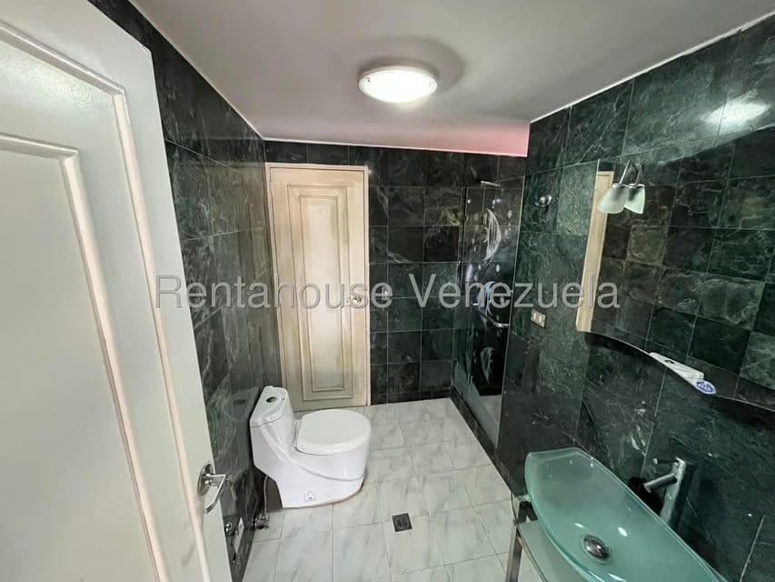 Apartamento (Penthouse) en Alquiler en Los Chorros, Distrito Metropolitano - 38