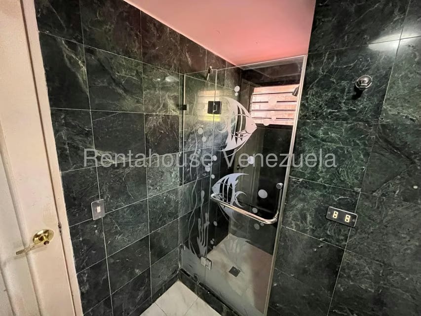 Apartamento (Penthouse) en Alquiler en Los Chorros, Distrito Metropolitano - 39