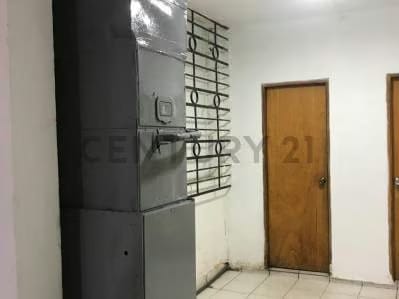 En Alquiler Oficina o Consultorio - 7