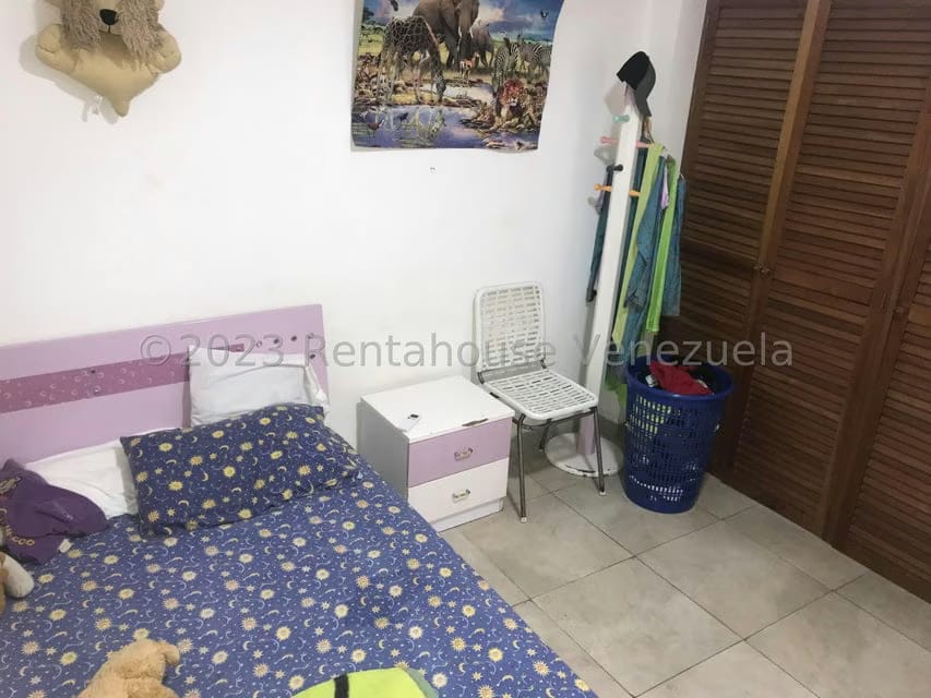 Apartamento (1 Nivel) en Venta en El Marques, Distrito Metropolitano - 17