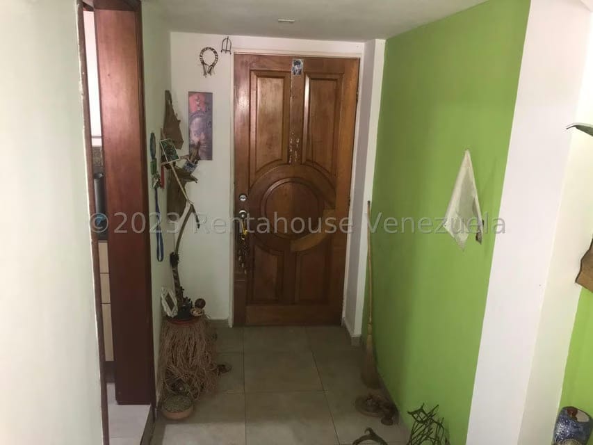 Apartamento (1 Nivel) en Venta en El Marques, Distrito Metropolitano - 25