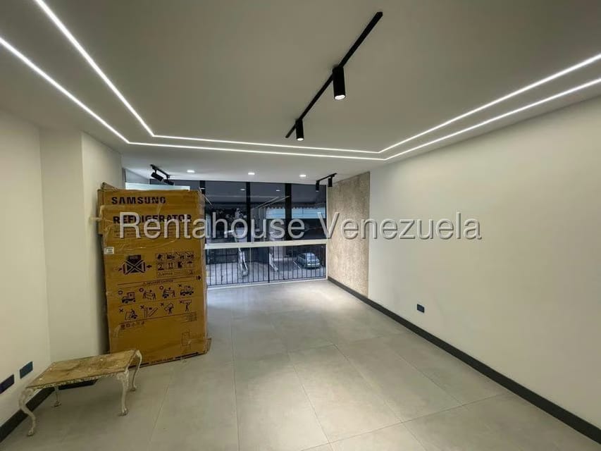 Apartamento (1 Nivel) en Venta en Los Palos Grandes, Distrito Metropolitano - 21