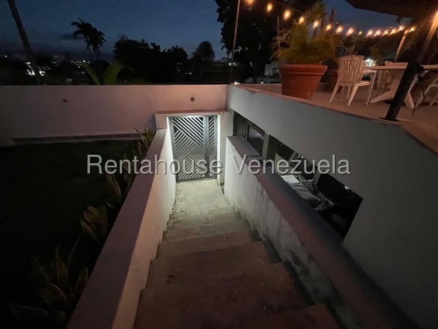 Anexo (1 Nivel) en Alquiler en La Trinidad, Distrito Metropolitano - 2