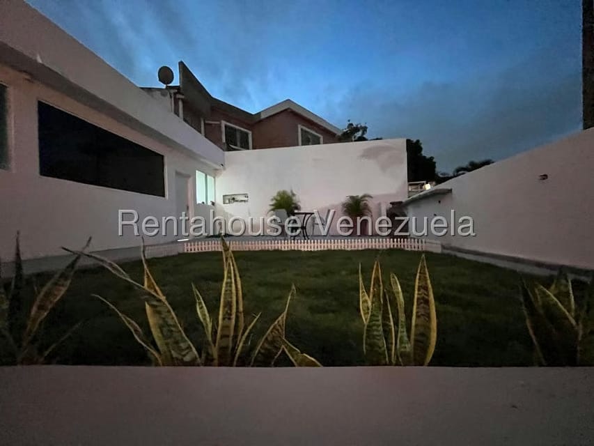 Anexo (1 Nivel) en Alquiler en La Trinidad, Distrito Metropolitano - 12