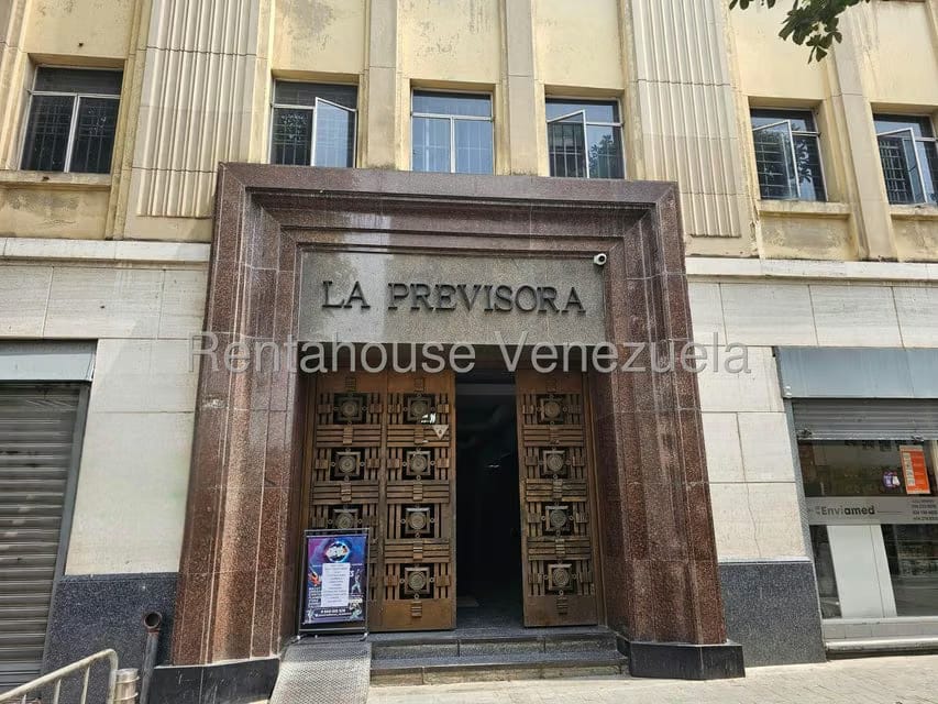Comercial (Oficina) en Alquiler en Parroquia Catedral, Distrito Metropolitano - 19