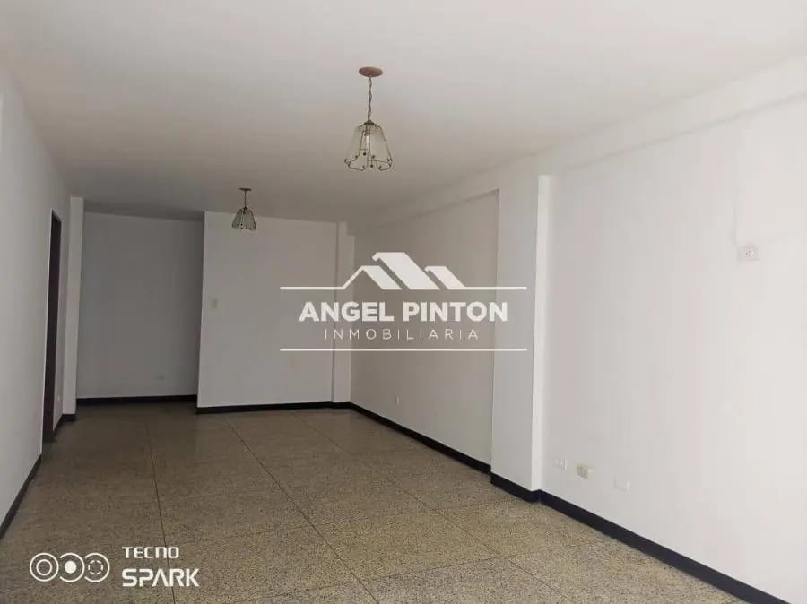 Apartamento en Alquiler en Maracaibo - 8