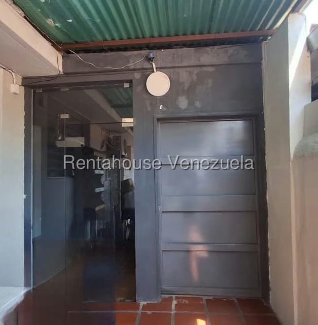 Comercial (Local Comercial) en Alquiler en Del Este, Lara - 2