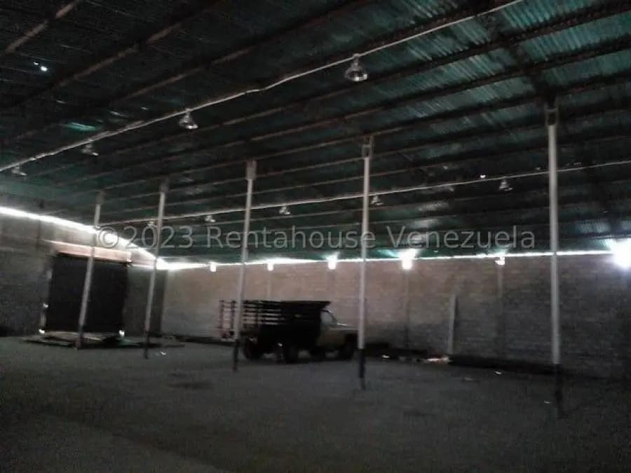 Galpon en Venta en San Francisco - 8