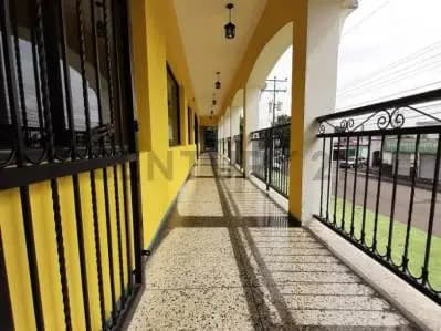 LOCAL COMERCIAL EN LA AV PORTUGUESA DE ANACO - 6