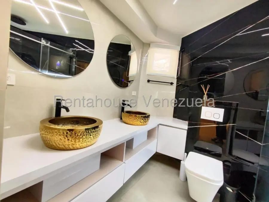 Apartamento en Alquiler en El Rosal Caracas - 4