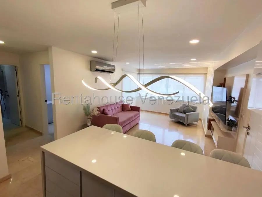 Apartamento en Alquiler en El Rosal Caracas - 6