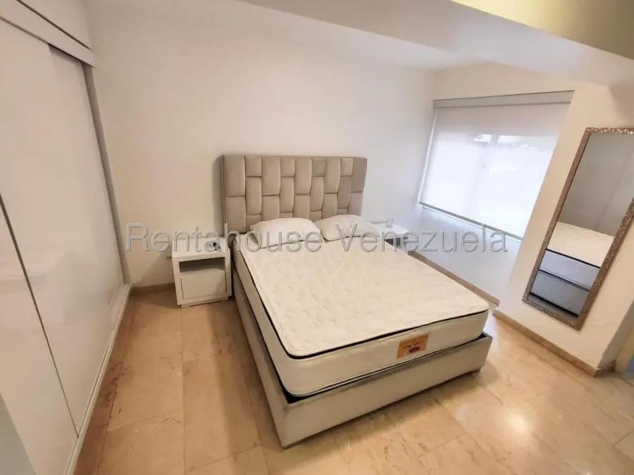 Apartamento en Alquiler en El Rosal Caracas - 7