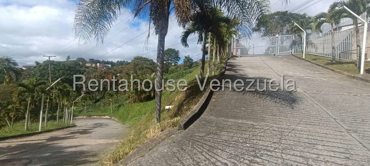 Apartamento (Duplex) en Venta en La Union, Distrito Metropolitano - 40