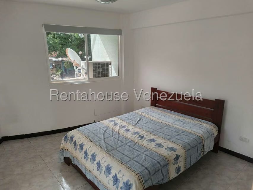 Apartamento (1 Nivel) en Alquiler en Caribe, Vargas - 14