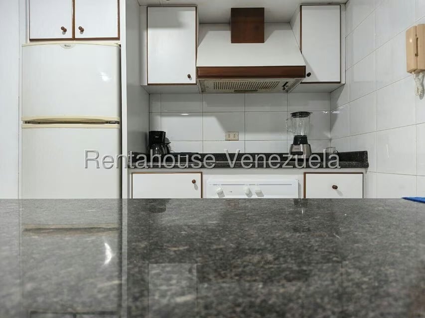 Apartamento (1 Nivel) en Alquiler en Caribe, Vargas - 5