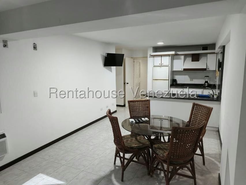 Apartamento (1 Nivel) en Alquiler en Caribe, Vargas - 8