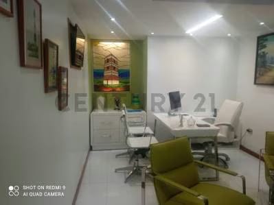 Oficina en venta en la Zona Industrial La Trinidad ER - 9