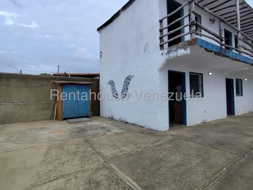 Casa (Duplex) en Venta en Atamo Norte, Nueva Esparta - 2