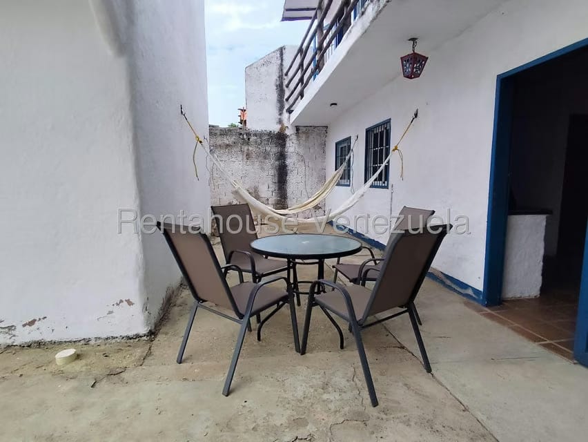 Casa (Duplex) en Venta en Atamo Norte, Nueva Esparta - 13
