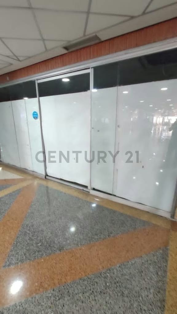 Local en Alquiler En Centro Comercial Boleita Center - 6