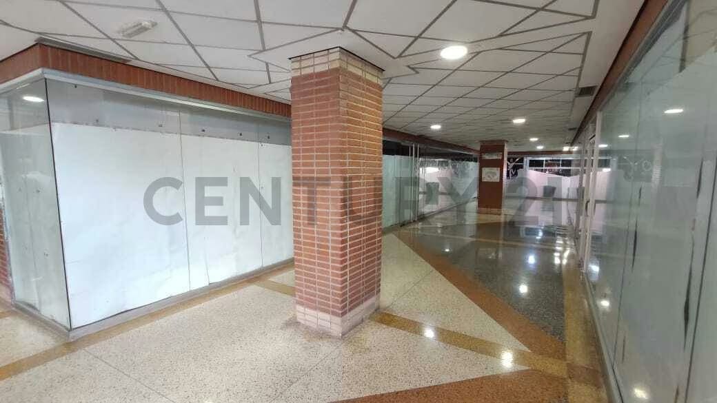 Local en Alquiler En Centro Comercial Boleita Center - 7
