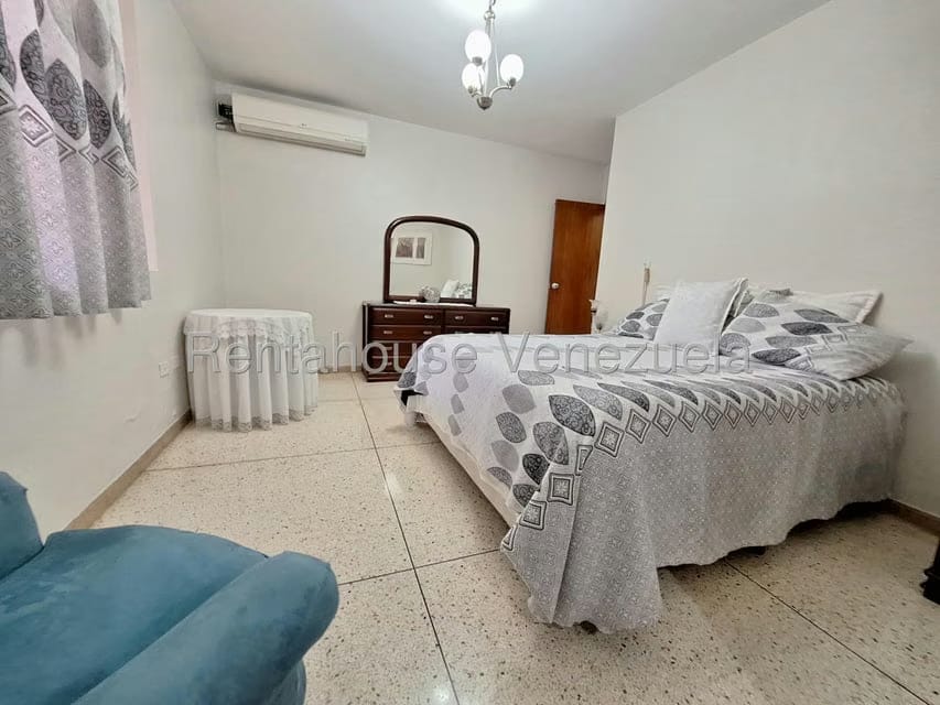 Casa (1 Nivel) en Venta en Trigal Norte, Carabobo - 24