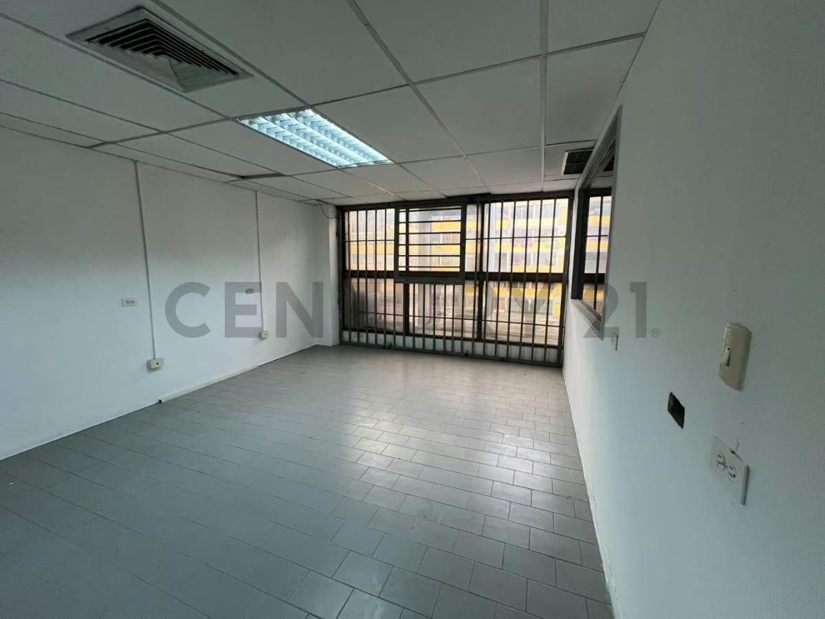 Oficina en Centro Parque Carabobo – 132 m² estratégicamente distribuidos para ti - 15