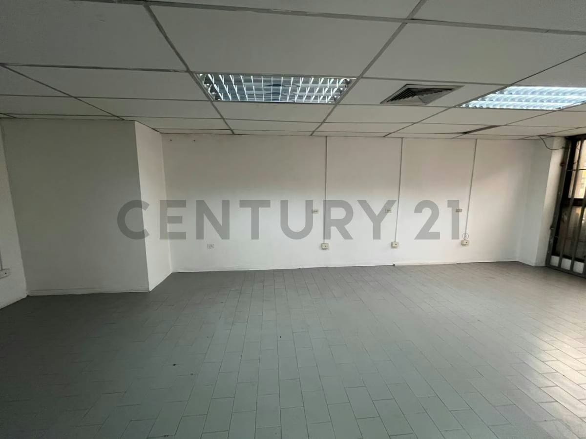 Oficina en Centro Parque Carabobo – 132 m² estratégicamente distribuidos para ti - 16