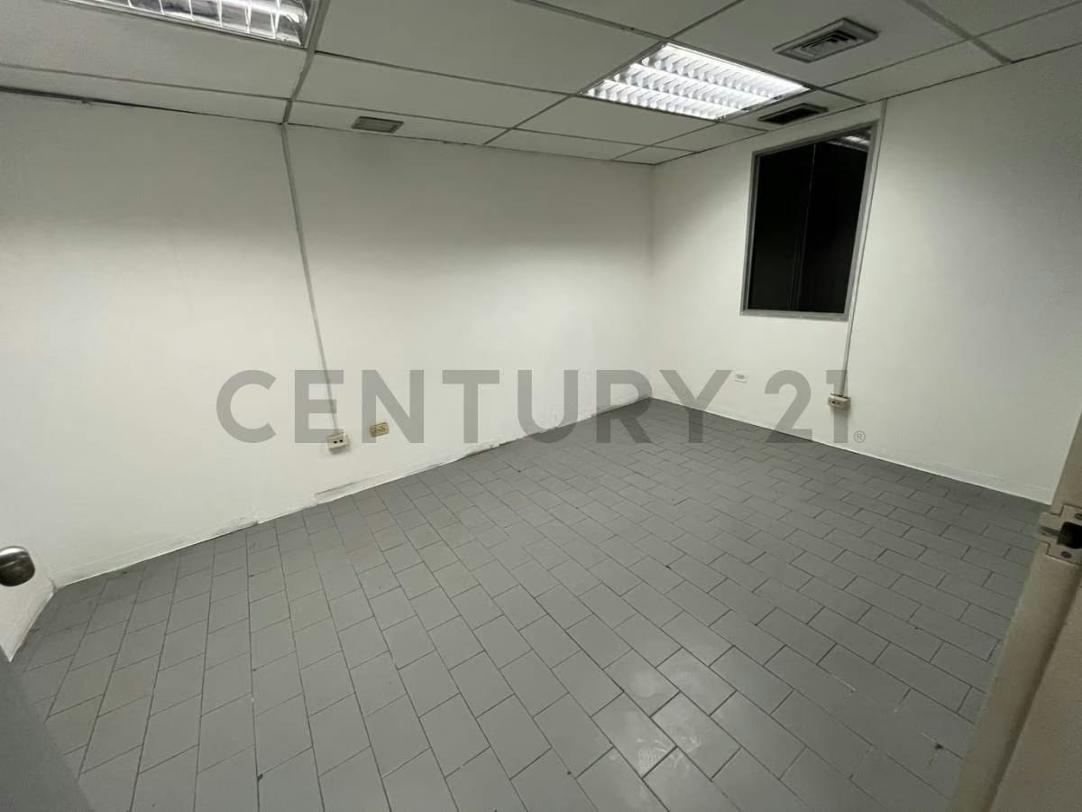 Oficina en Centro Parque Carabobo – 132 m² estratégicamente distribuidos para ti - 10